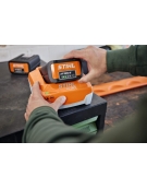 CHARGEUR RAPIDE STIHL AL 301